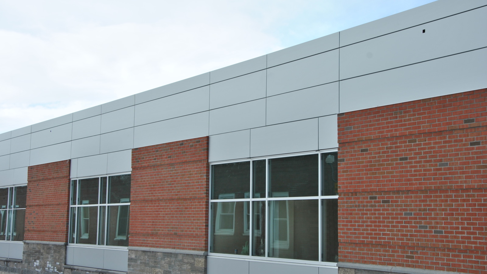 The façade of the new Progressive Care Unit.