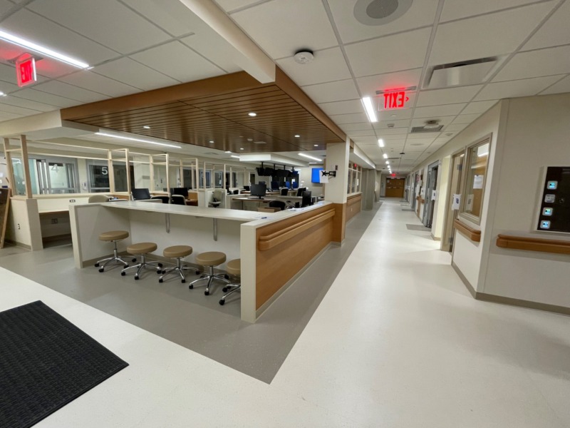 wide view looking into hallway and nurse work hub of Northwestern Medical Centers new Emergency department