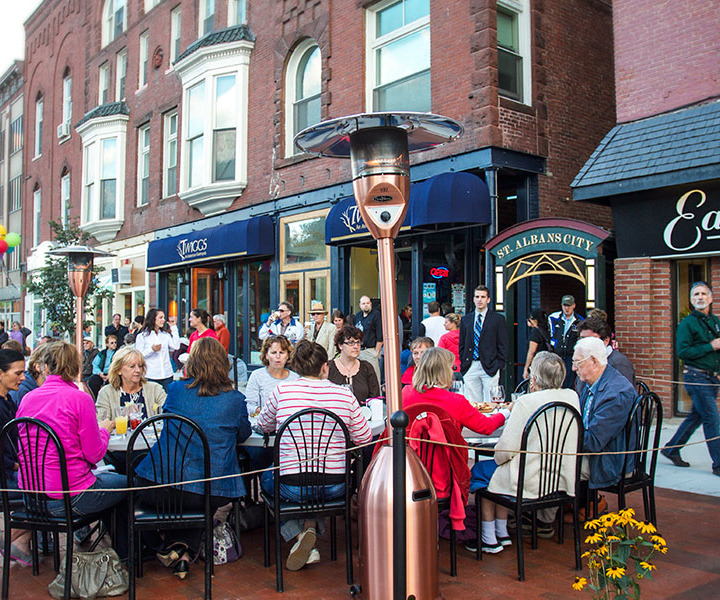 Bustling restaurant in St. Albans